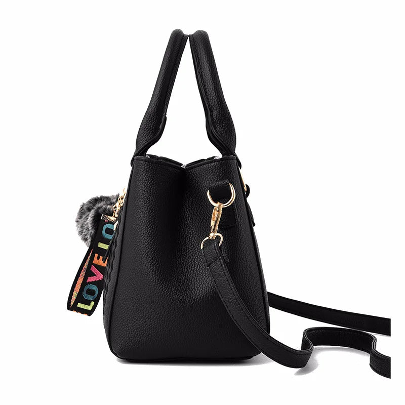 Sac Messager Brodé Femme avec Pompon - Cuir PU Premium