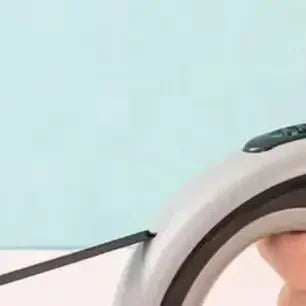 NOUVEAUTÉ 2026 LAISSE MAIN LIBRE Premium pour Chien - 2,5m Automatique