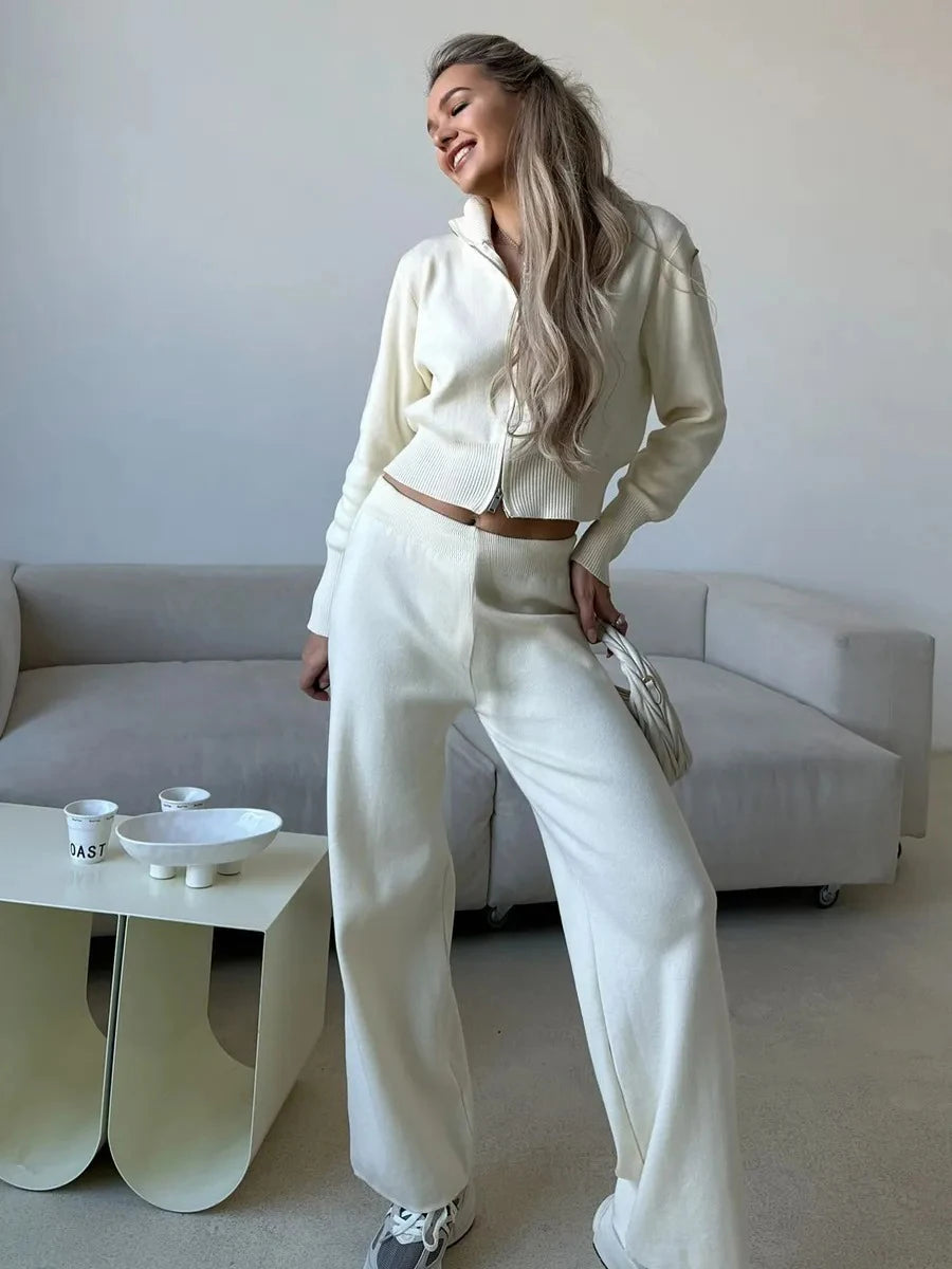 Bornladies Women's New Knit Zip Up Cardigan Wide Leg Pants Set Soft Fabric Cropped Elastic Waist Autumn Winter Fashion Sweater