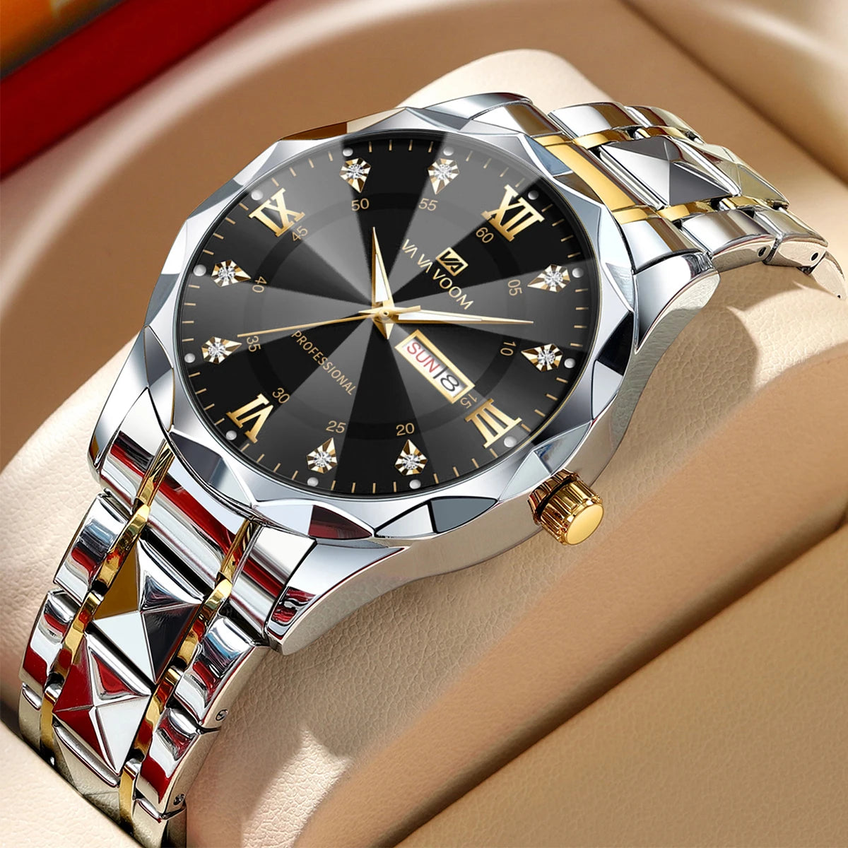 2026 New Men's Watch Fashion Rivet Stainless Steel Strap Luxury Water Diamond Diamond Luminous Blue Gold Dial Business Men Watch