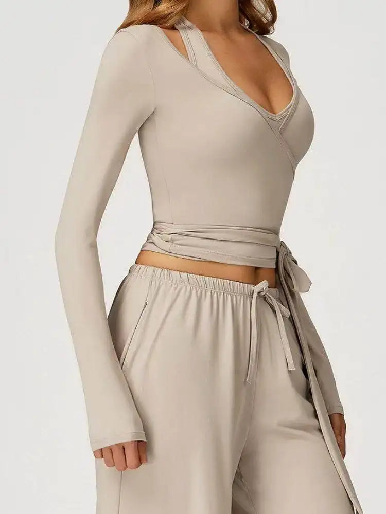 Yoga top with adjustable straps, slim-fit workout wear, long-sleeved dance training attire, Pilates quick-dry activewear