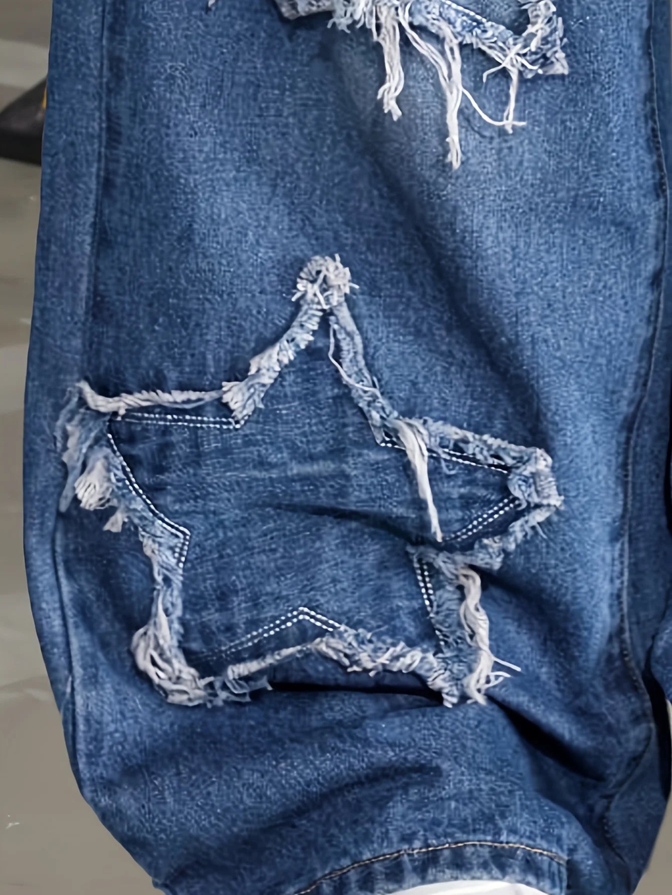 Girl's Y2K new five-star patch trendy straight-leg jeans, elastic waist, comfortable fabric, suitable for all seasons to wear.